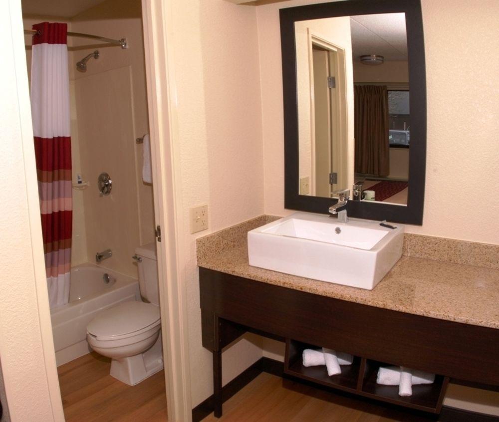 Red Roof Inn Plus+ Atlanta - Buckhead Druid Hills Eksteriør bilde