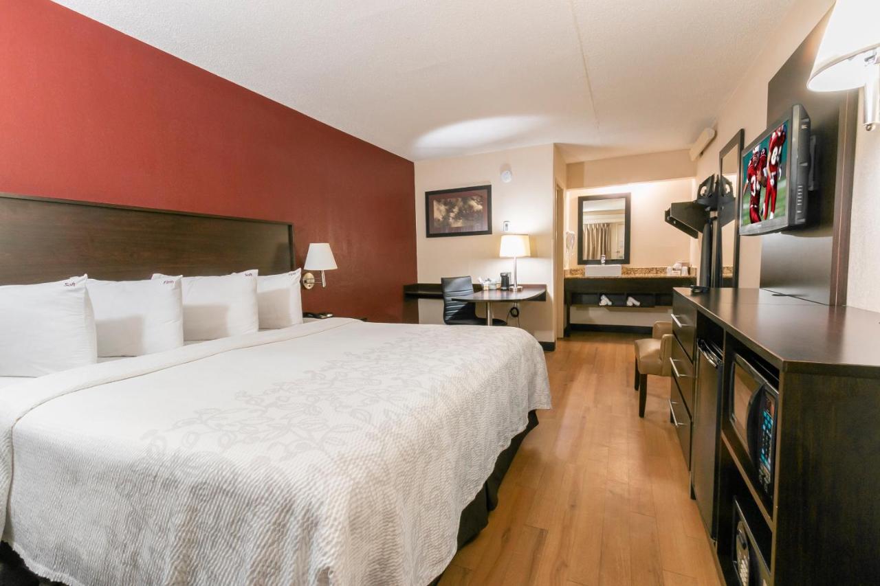 Red Roof Inn Plus+ Atlanta - Buckhead Druid Hills Eksteriør bilde