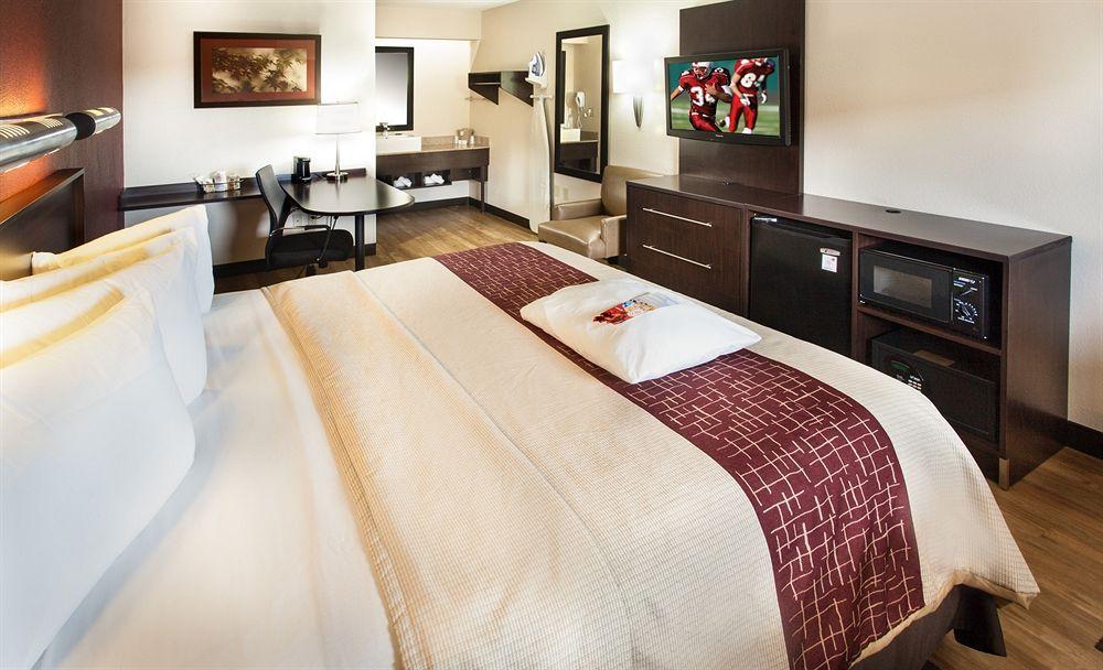 Red Roof Inn Plus+ Atlanta - Buckhead Druid Hills Eksteriør bilde