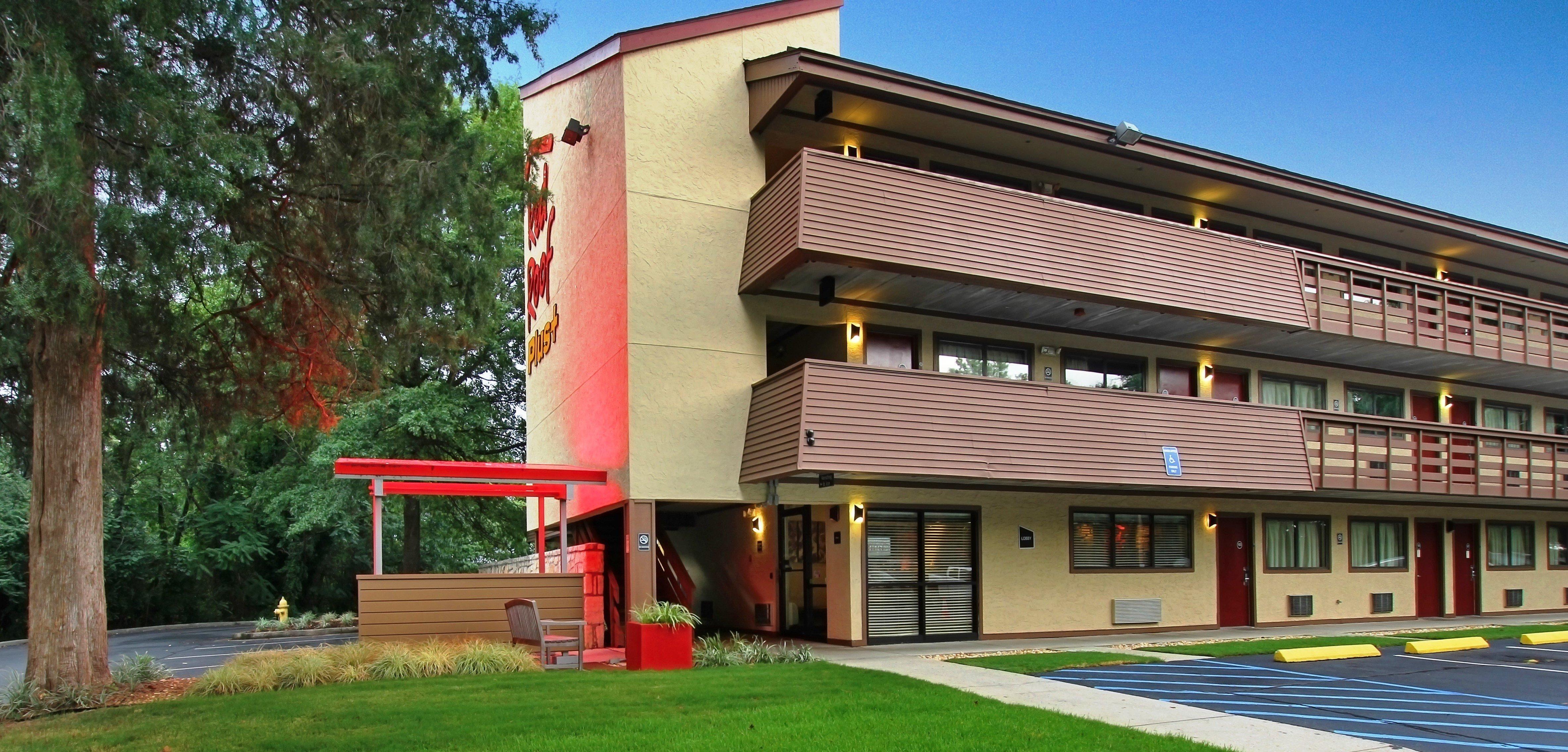 Red Roof Inn Plus+ Atlanta - Buckhead Druid Hills Eksteriør bilde