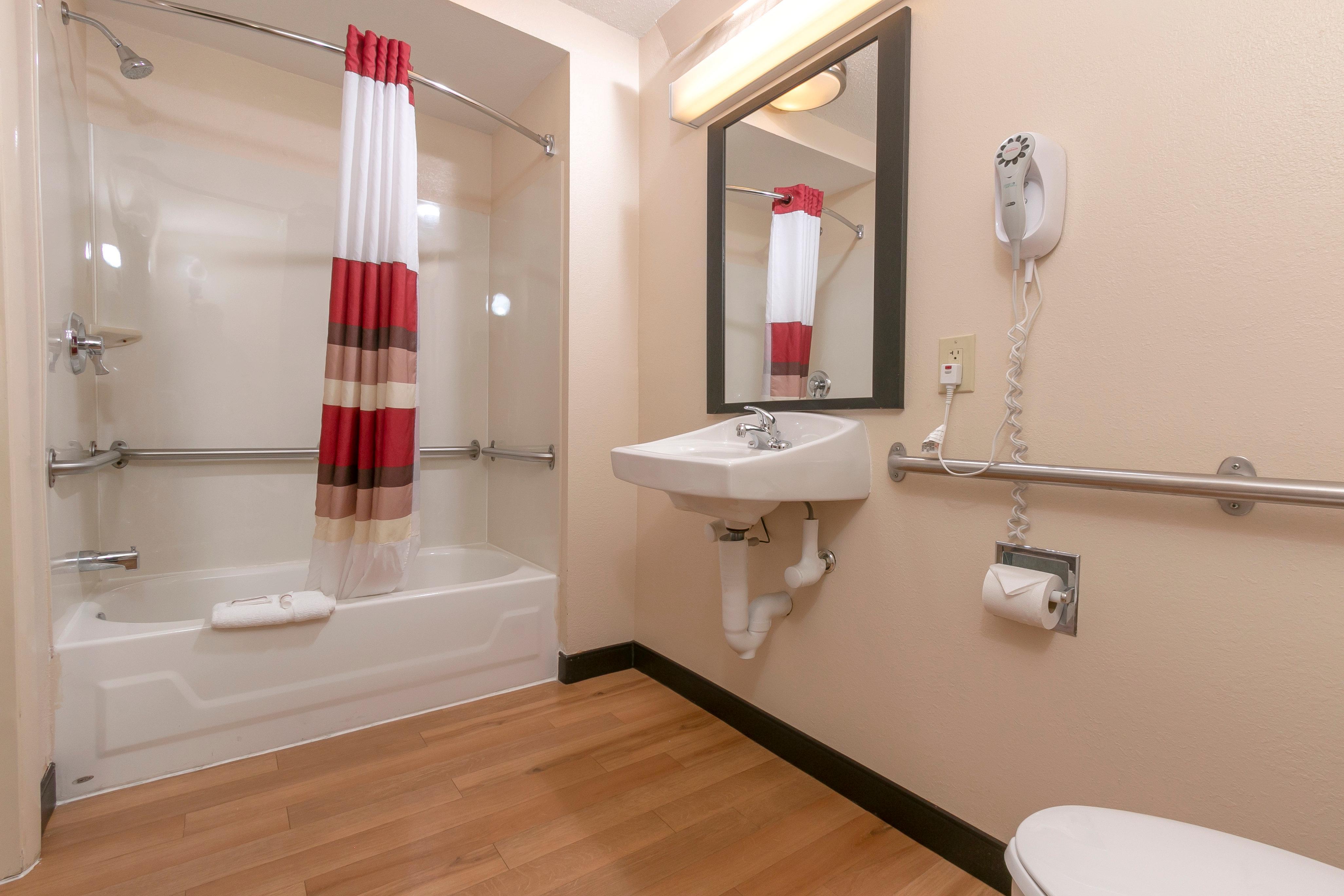 Red Roof Inn Plus+ Atlanta - Buckhead Druid Hills Eksteriør bilde